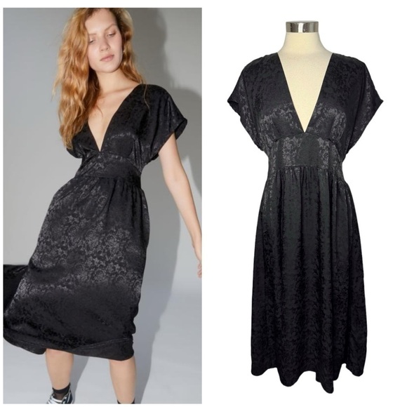 URBAN RENEWAL Remnants Jacquard Deep V Midi Dress size L - Picture 8 of 8